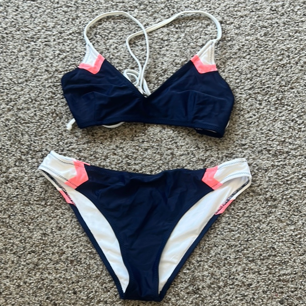 Cupshe Navy Trimmed White Swimwear